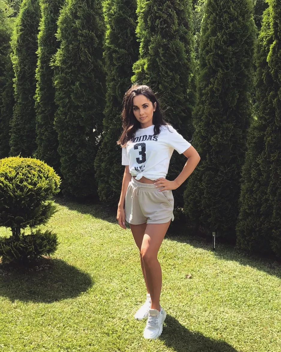 Gorąca fotka wokalistki disco polo trafiła do sieci! Ponętne bikini podkreśliło Jej zmysłowe ciało!
